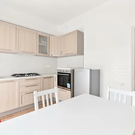 Santa Rita Roomy