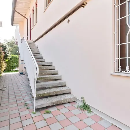 Santa Rita Roomy